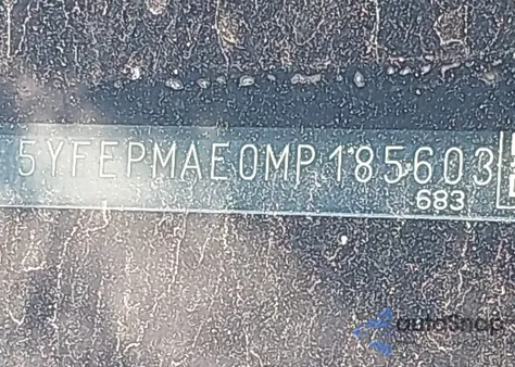 2021 Toyota Corolla Le z USA, uszkodzony, nr VIN 5YFEPMAE0MP185603